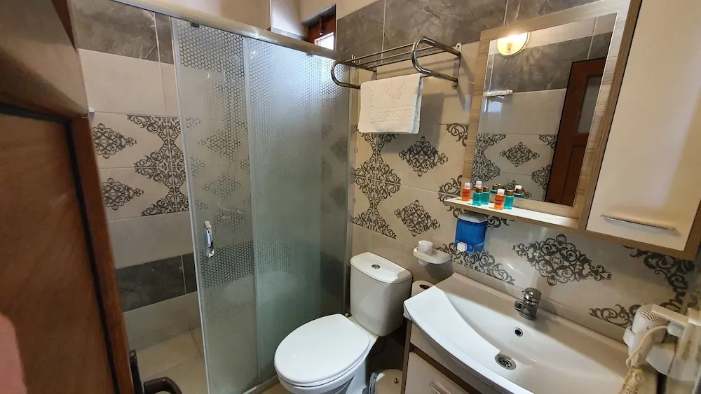 Deluxe Üç Kişilik Oda, Birden Çok Yatak, Sigara İçilmez, Deniz Manzaralı