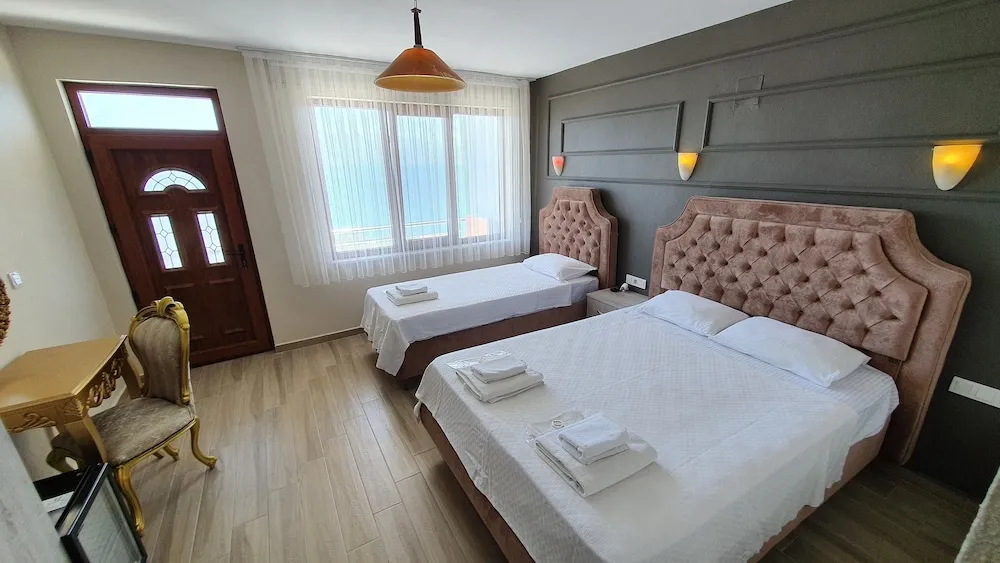 Deluxe Üç Kişilik Oda, Birden Çok Yatak, Sigara İçilmez, Deniz Manzaralı
