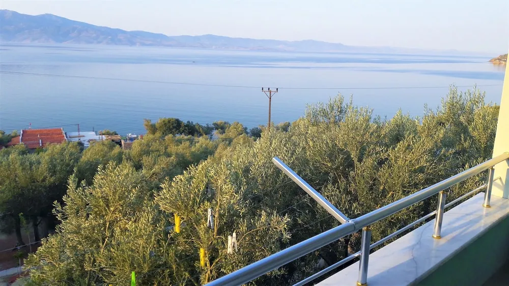 Deluxe Üç Kişilik Oda, Birden Çok Yatak, Sigara İçilmez, Deniz Manzaralı