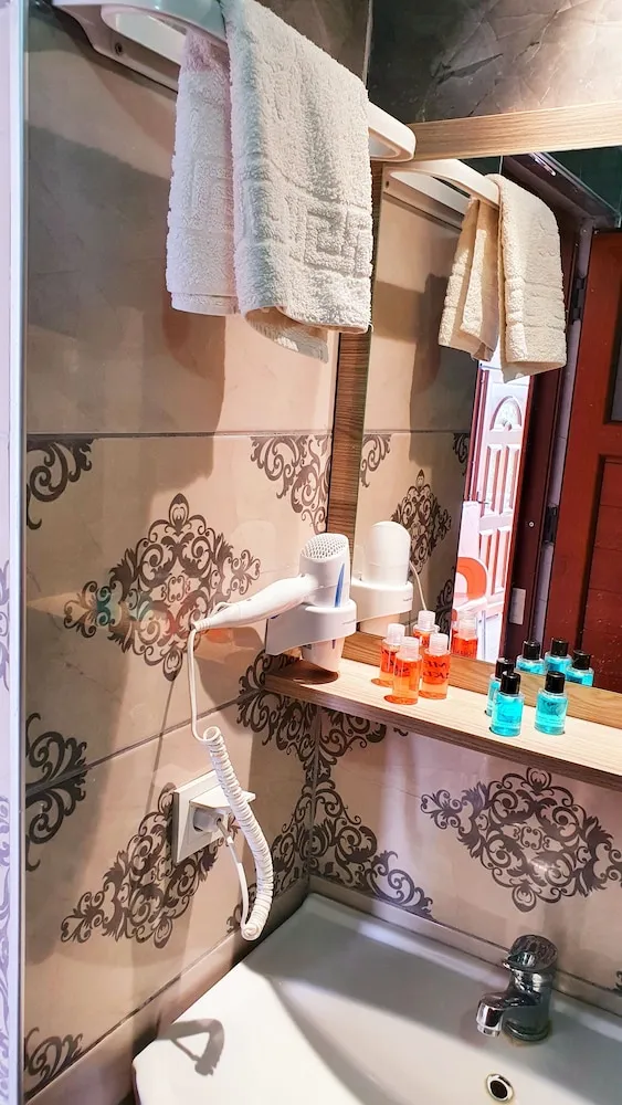 Deluxe Üç Kişilik Oda, Birden Çok Yatak, Sigara İçilmez, Deniz Manzaralı
