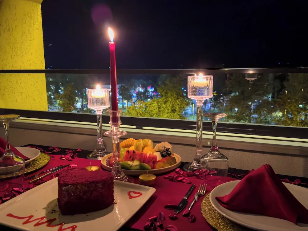 Deluxe Tek Büyük Yataklı Oda, 1 En Büyük (King) Boy Yatak, Deniz Manzaralı