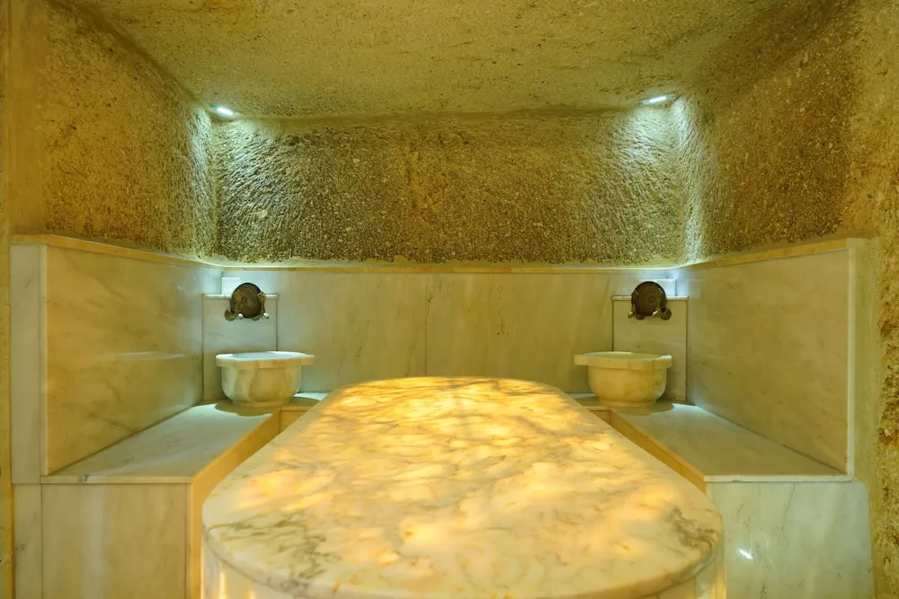 Sehzade Cave Suite