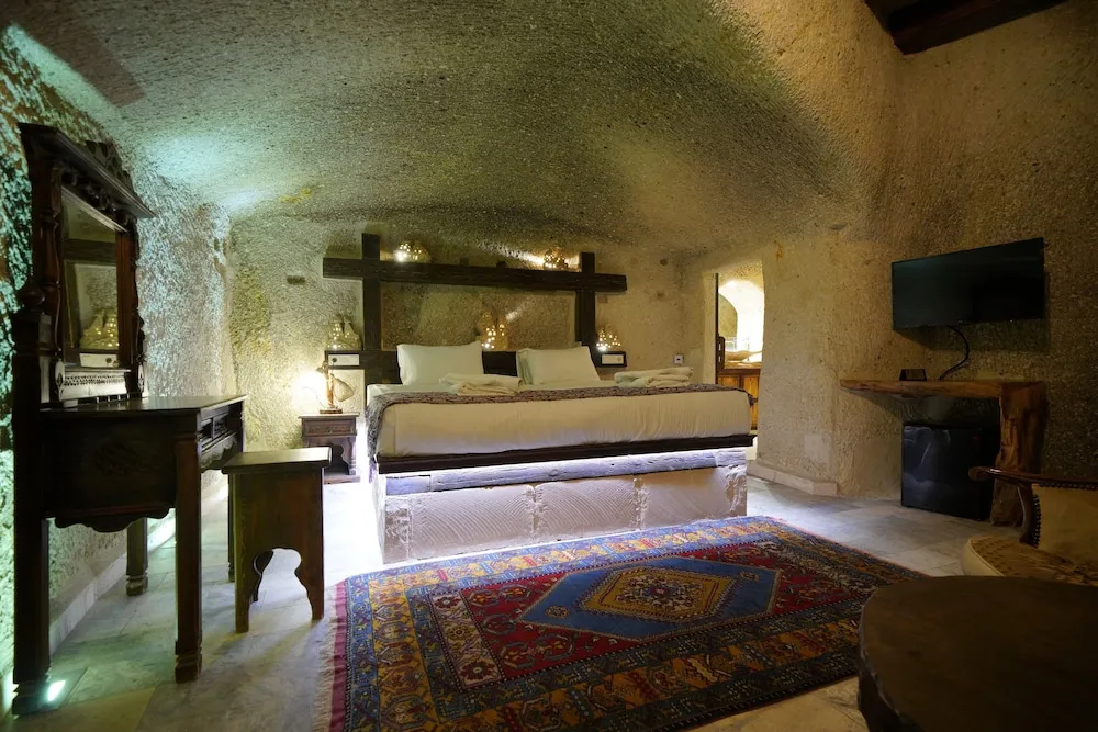 Sehzade Cave Suite