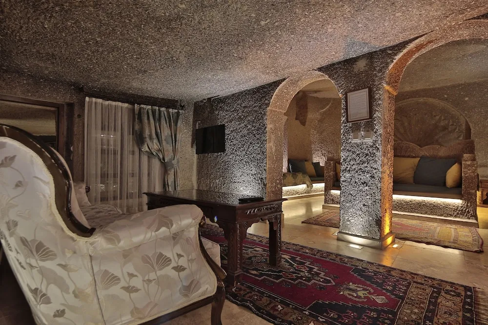 Beyzade Cave Suite