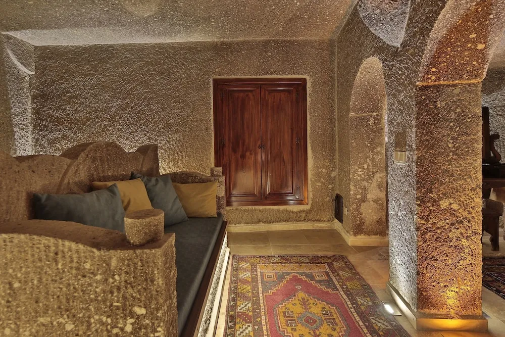 Beyzade Cave Suite