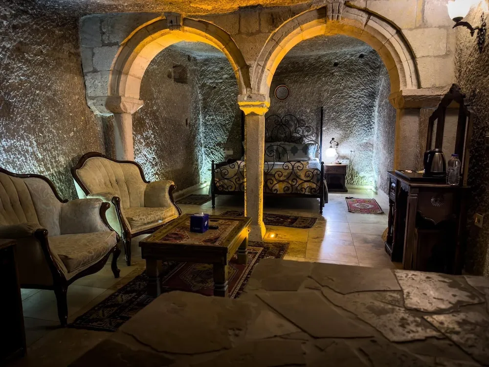 Hasan Pasha Cave Room