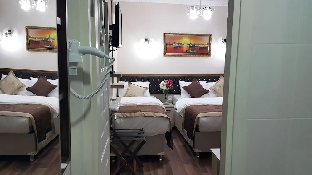 Deluxe Tek Büyük veya İki Ayrı Yataklı Oda