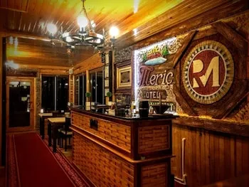 Meric Hotel