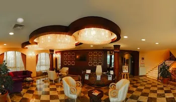 Kronos Hotel