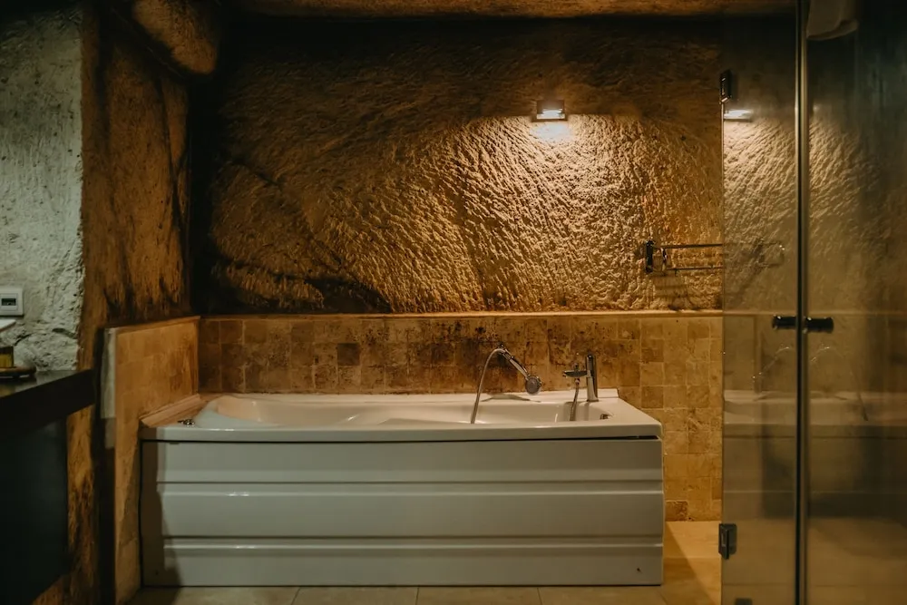 Deluxe Tek Büyük Yataklı Oda (Deluxe Cave Room)