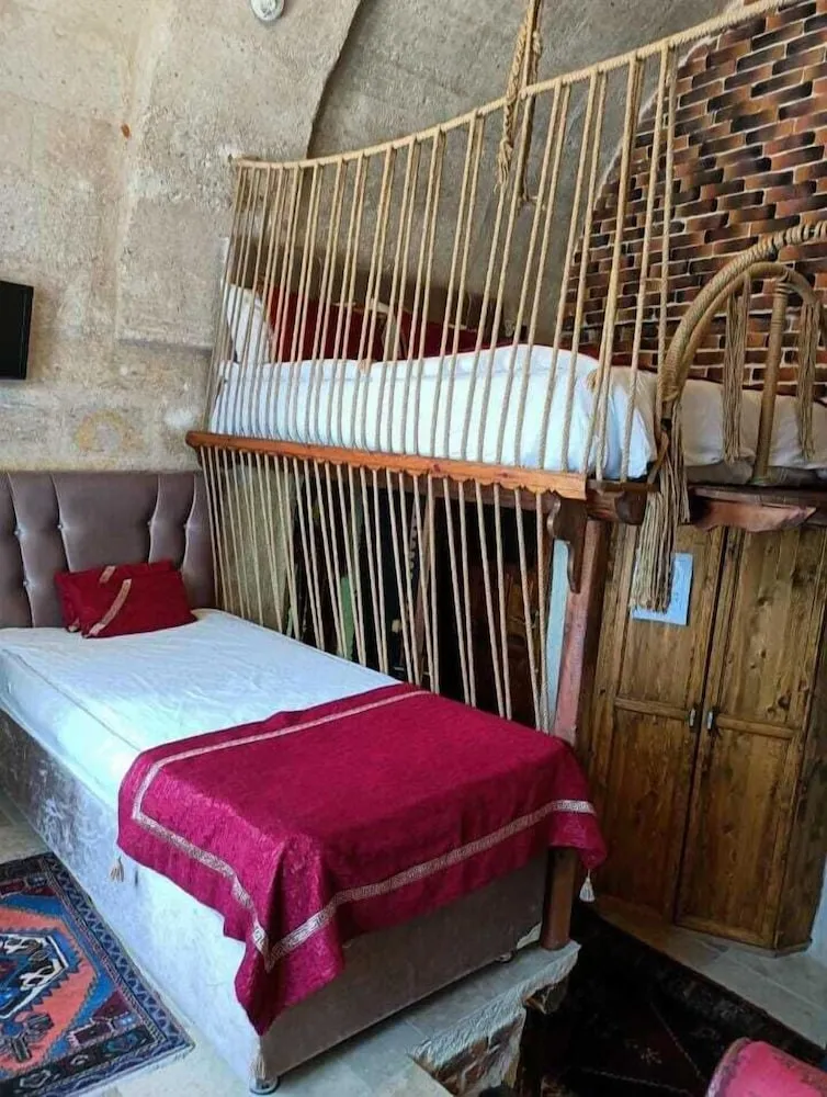 Standard Oda (Standart Cave Room)