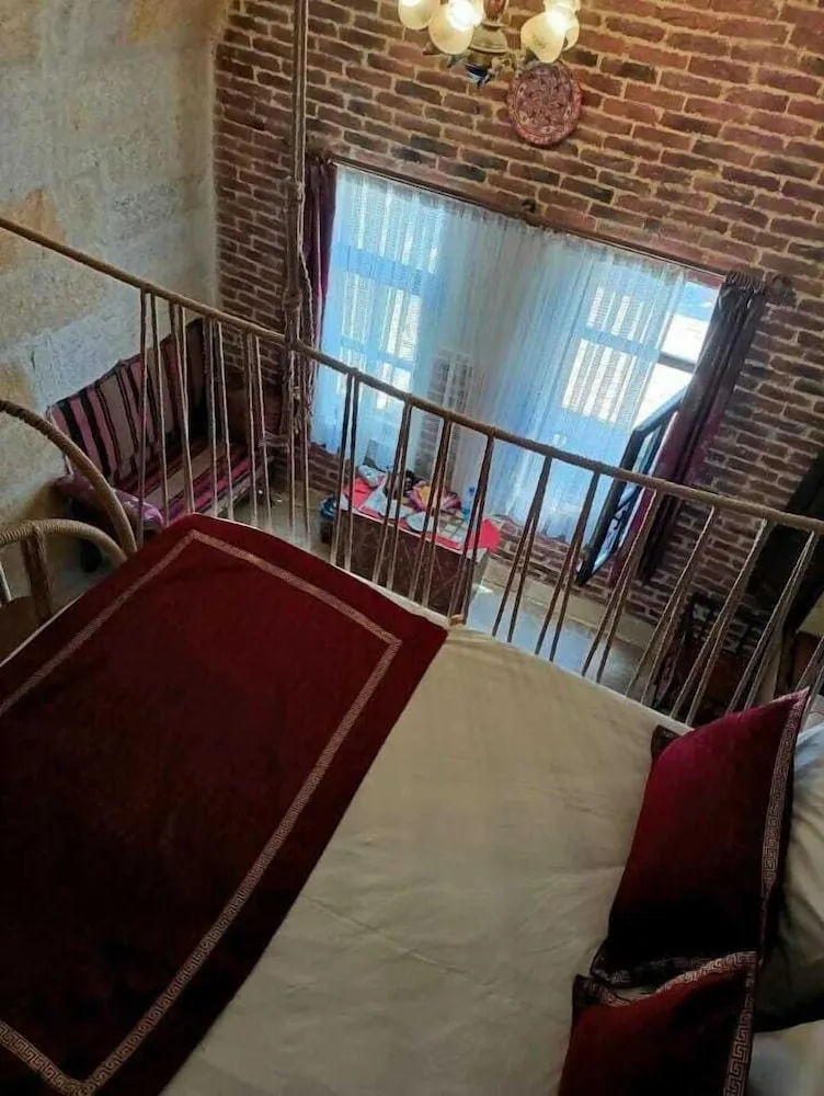 Standard Oda (Standart Cave Room)