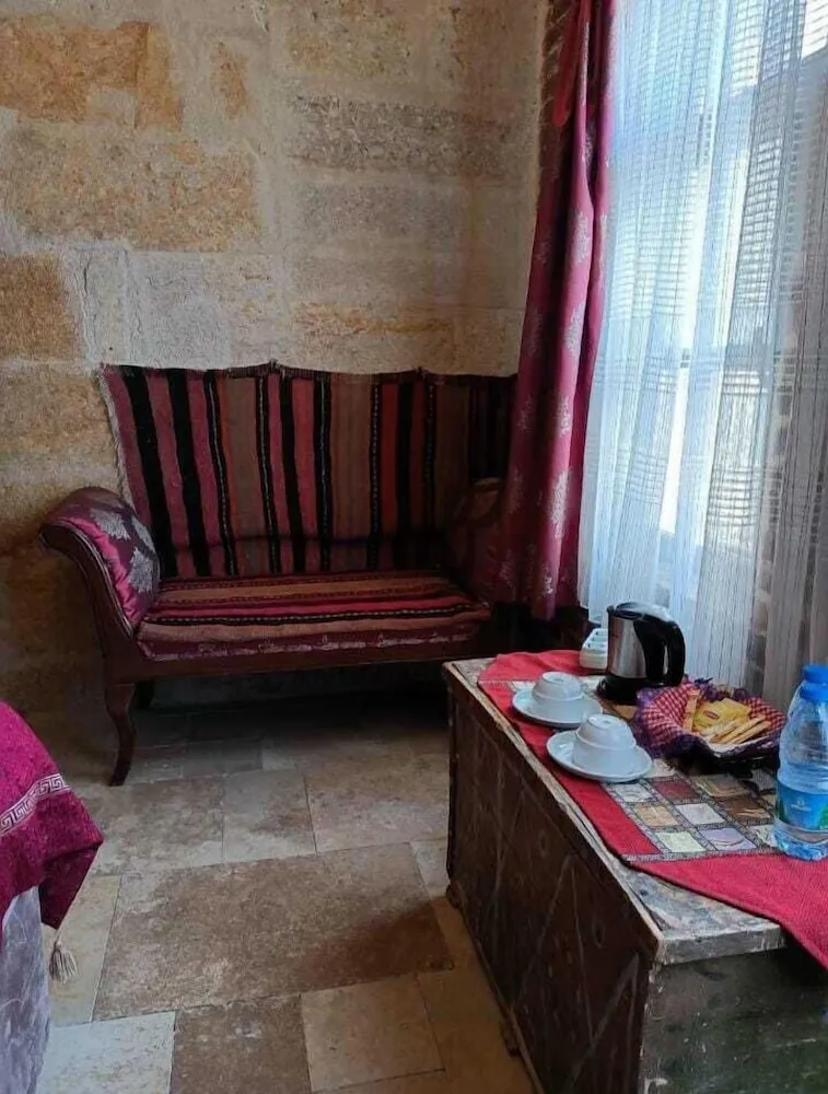 Standard Oda (Standart Cave Room)