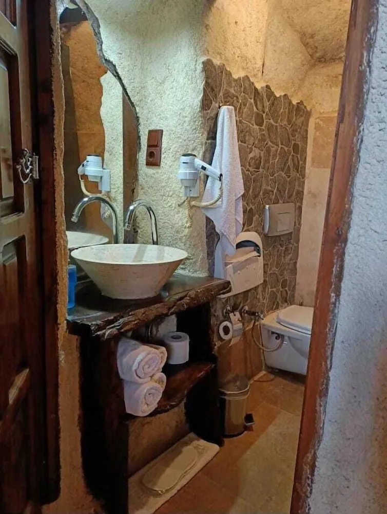 Standard Oda (Standart Cave Room)