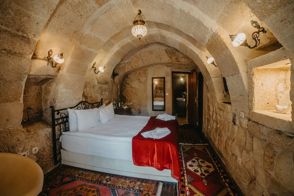 Standard Oda (Standart Cave Room)