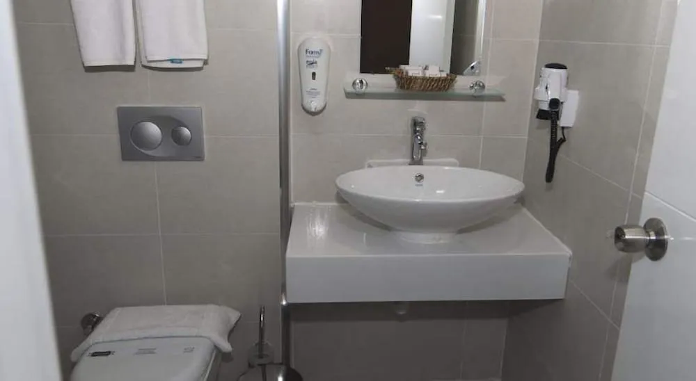 Standard Üç Kişilik Oda