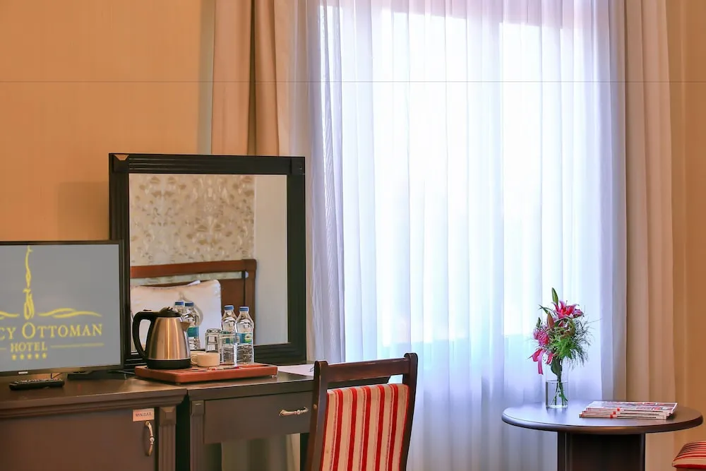 Deluxe Room, King / Twin, Bosphorus View