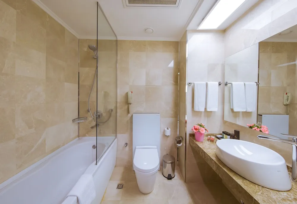 Guest Room, Super King / Twin