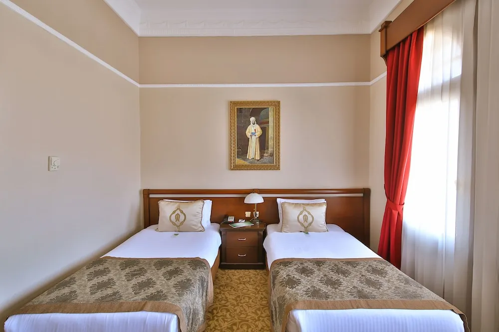 Deluxe Room, Super King / Twin, City View