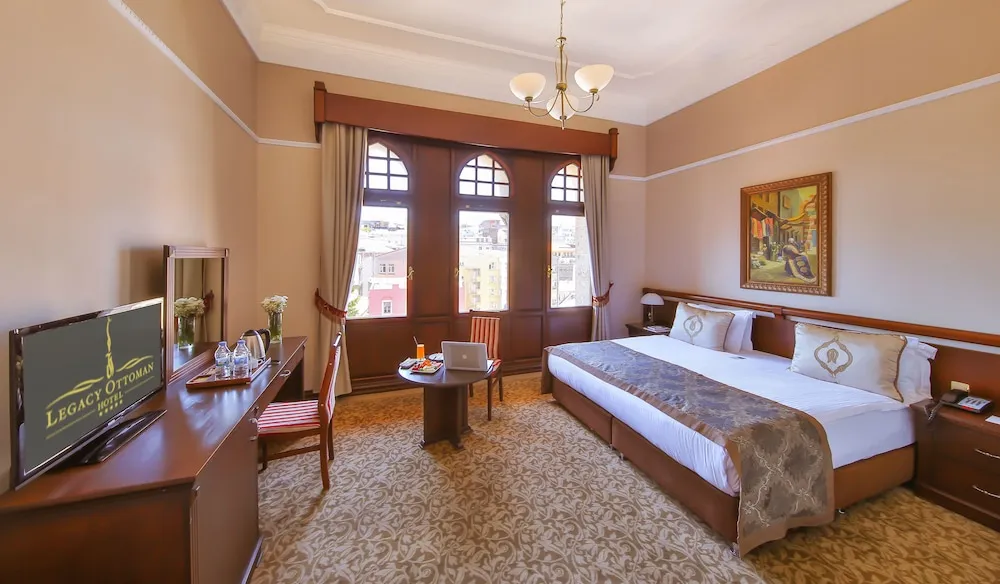 Deluxe Room, Super King / Twin, City View
