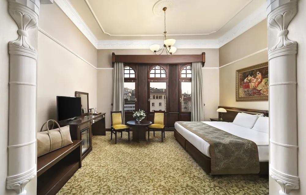 Deluxe Room, Super King / Twin, City View