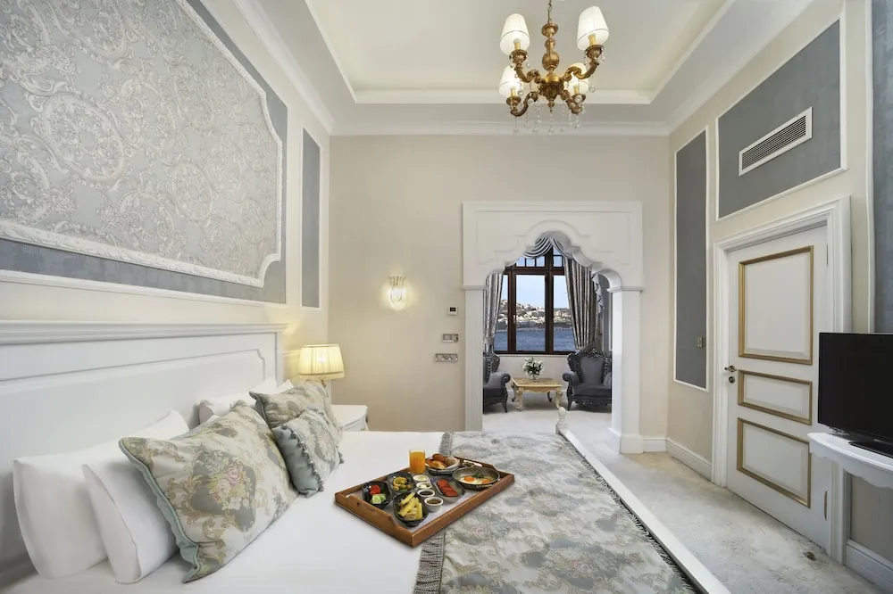 Bosphorus Suite, Super King