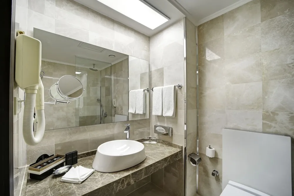 Bosphorus Suite, Super King