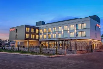 Hampton by Hilton İzmir Aliağa