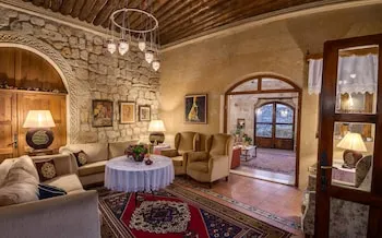Temenni Evi