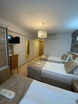 Polanin Hotel