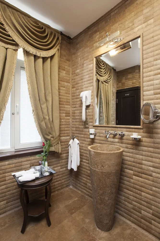 Premium Sultan Junior Suite