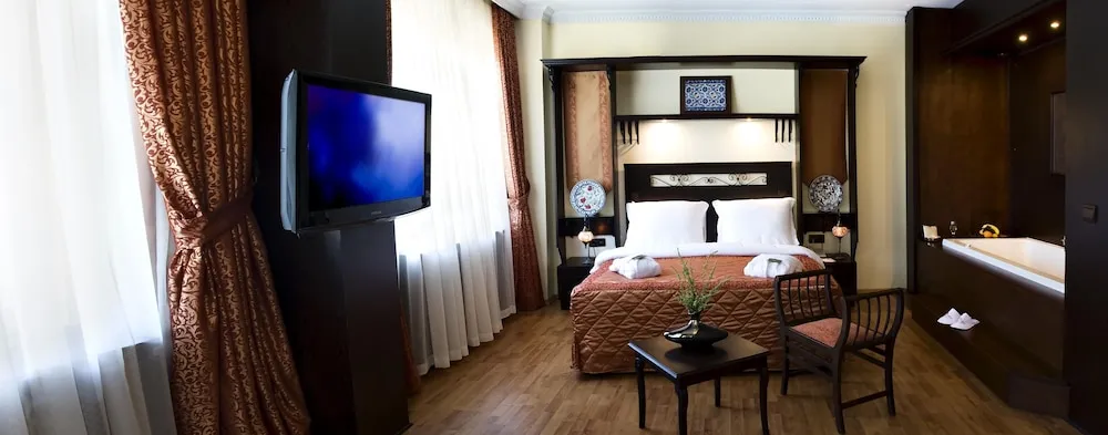 Premium Sultan Junior Suite