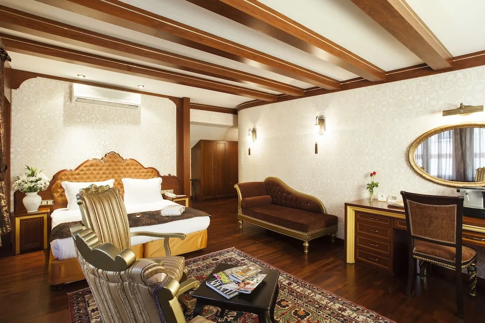 Premium Sultan Junior Suite