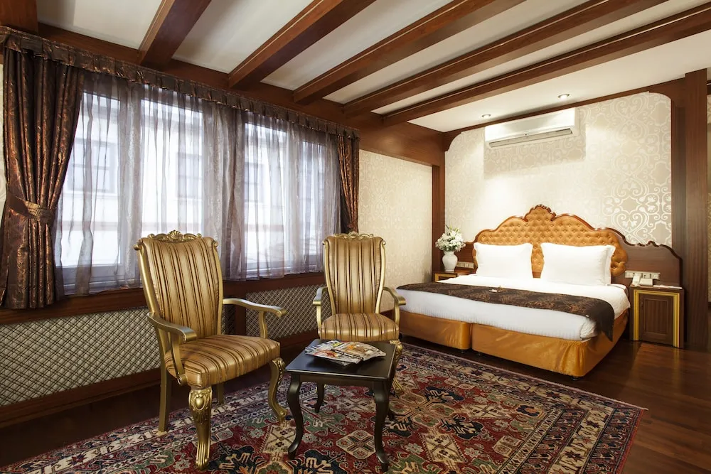Premium Sultan Junior Suite