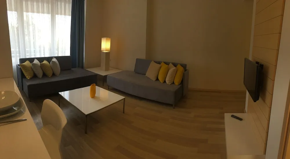 Dubleks, 3 Yatak Odası, Sigara İçilebilir