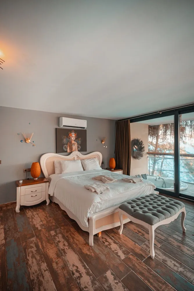Honeymoon Suite with jacuzzi - Sea View