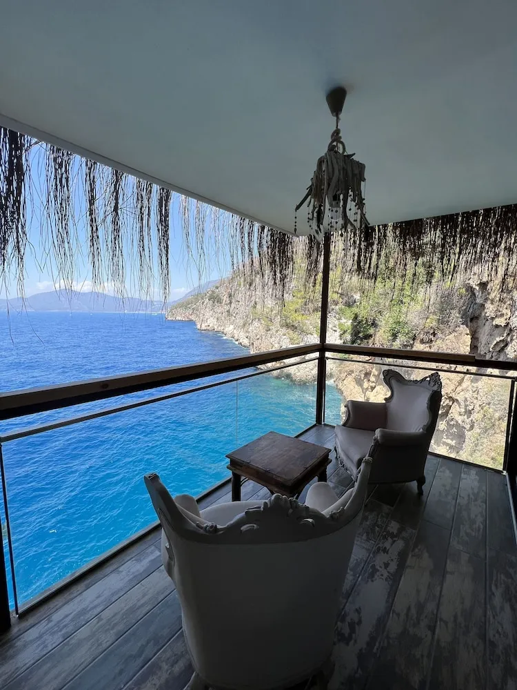 Honeymoon Suite with jacuzzi - Sea View