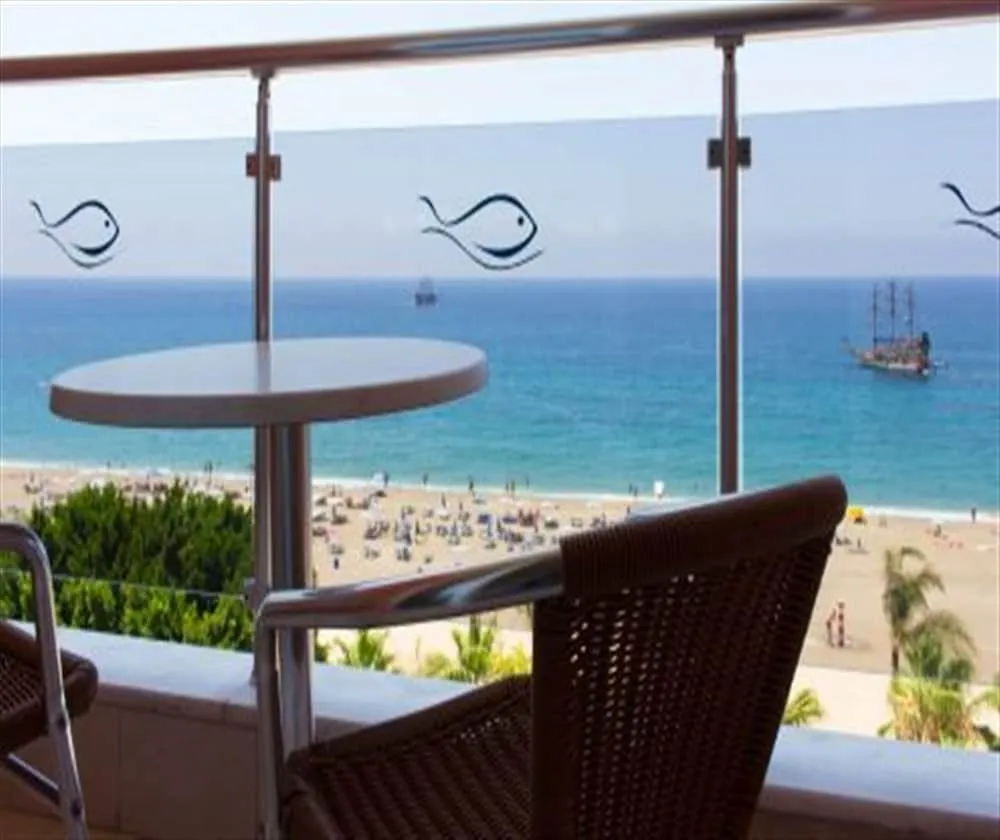 Standard Oda, 1 Yatak Odası, Sigara İçilmez, Deniz Manzaralı