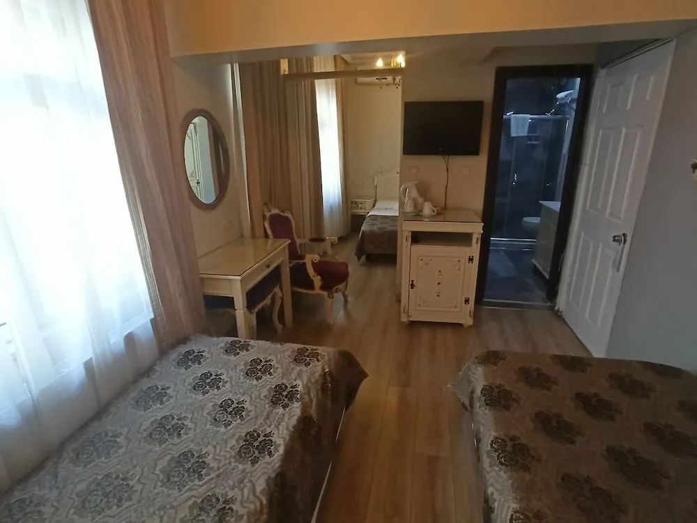 Standard Dört Kişilik Oda
