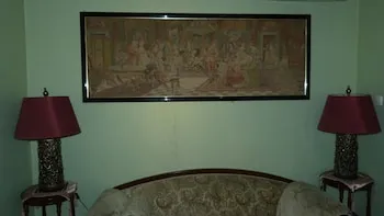 Asmali Hotel