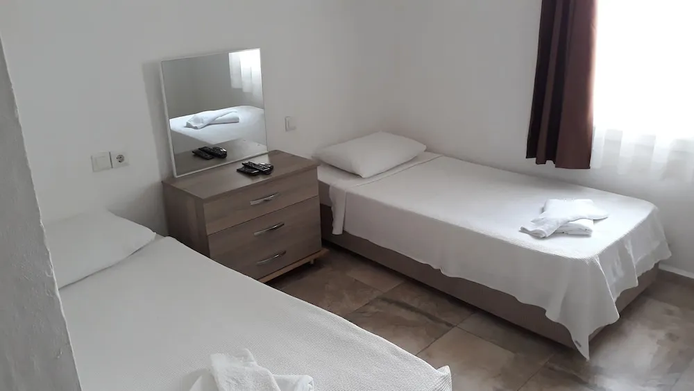 Üç Kişilik Oda, 3 Tek Kişilik Yatak, Deniz Manzaralı
