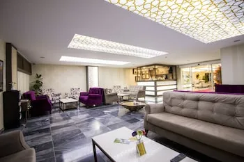 Hotel Business Han