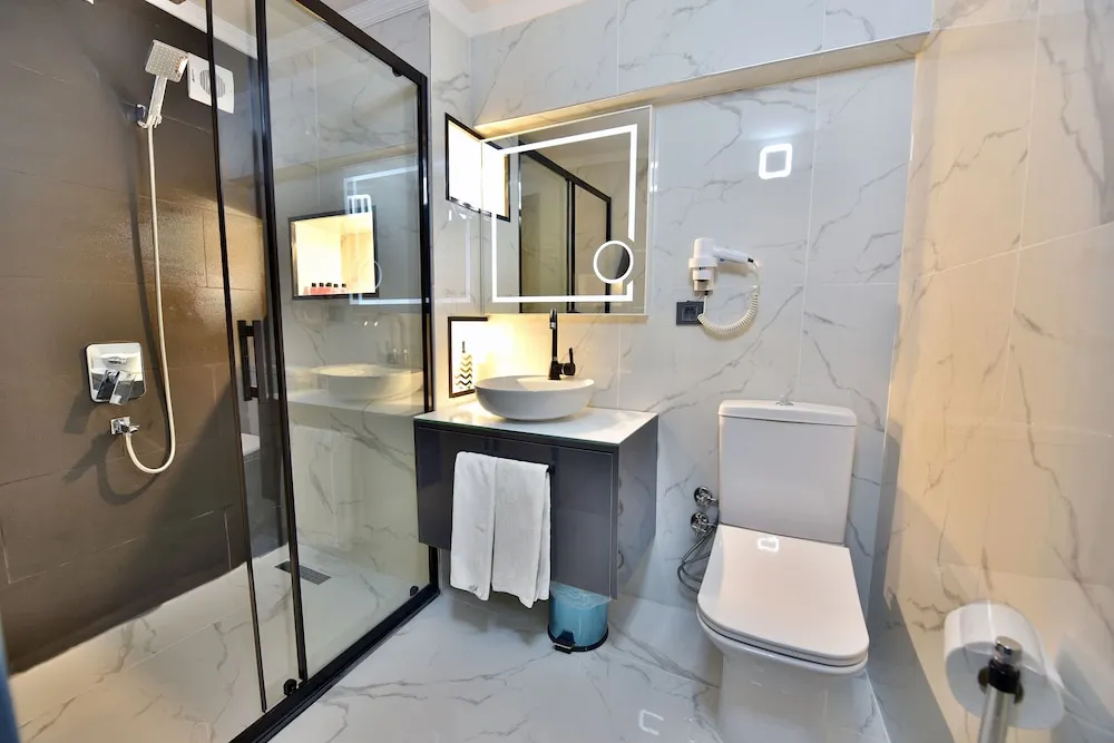 Deluxe Triple Room With Sea View
