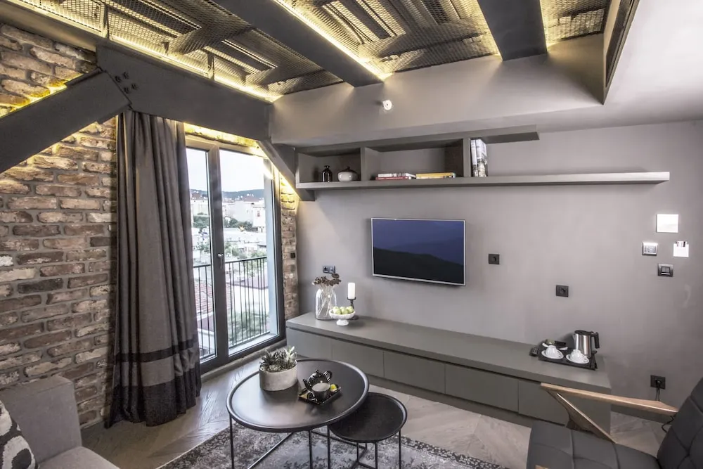 Loft Suite