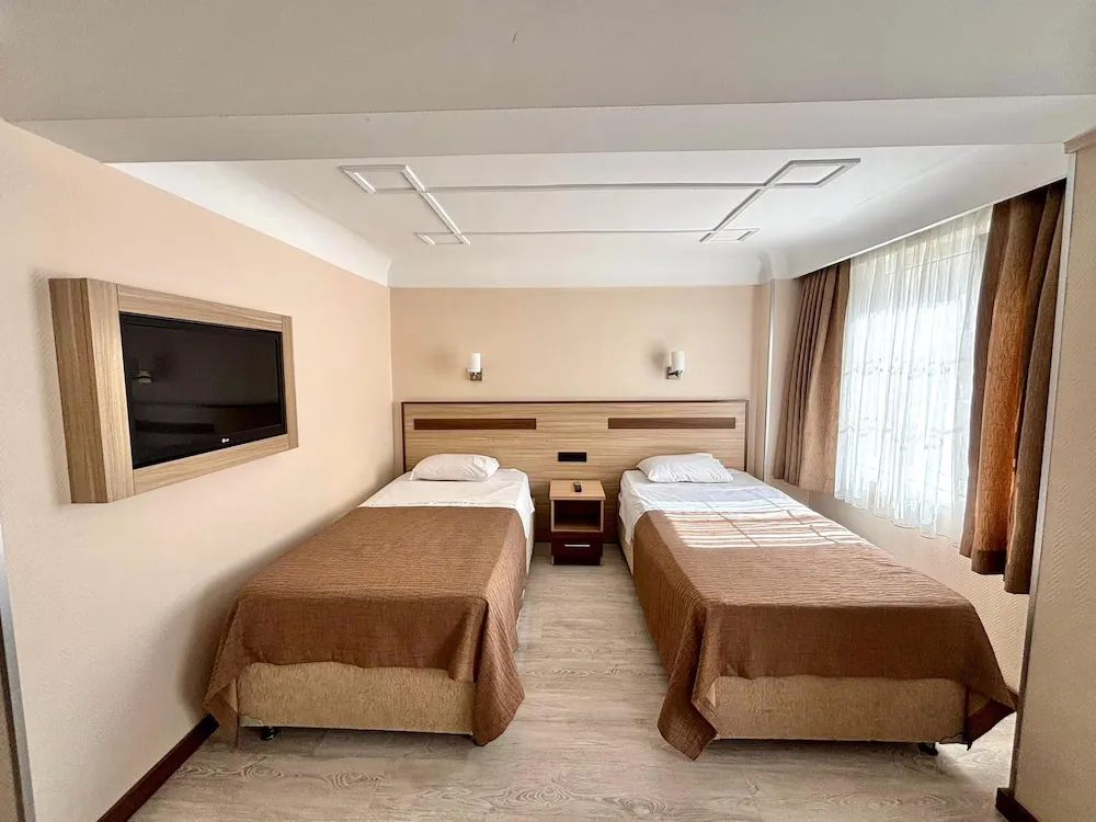 Standard Üç Kişilik Oda