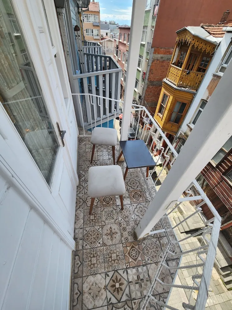 Deluxe Oda, Balkon