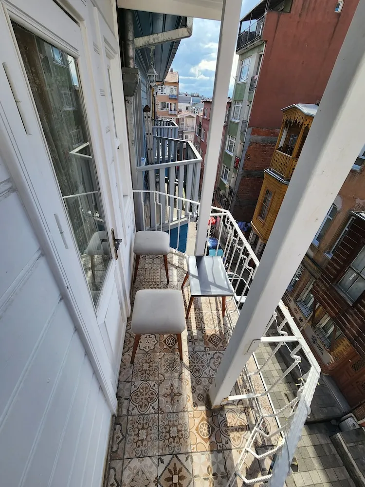 Deluxe Oda, Balkon