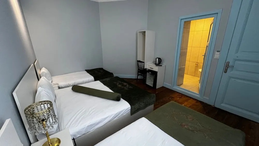 Standard Üç Kişilik Oda