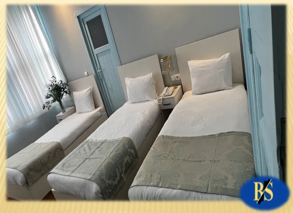 Standard Üç Kişilik Oda