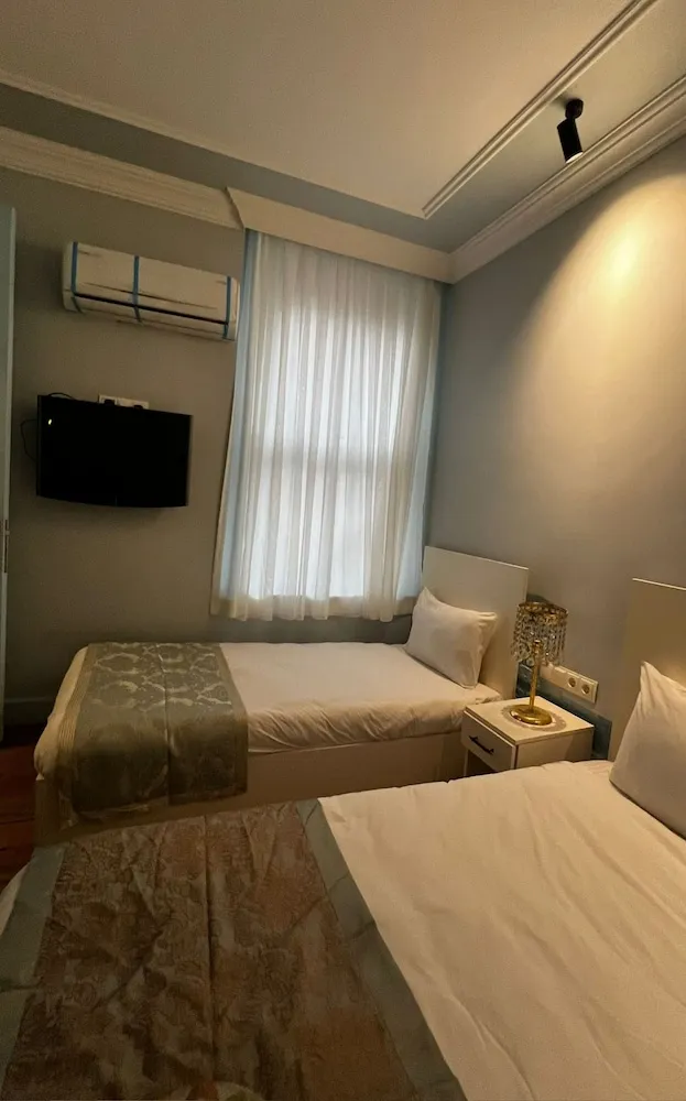 Standard Üç Kişilik Oda